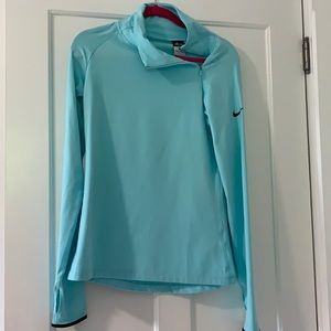 Women’s Nike dri-fit long sleeve shirt